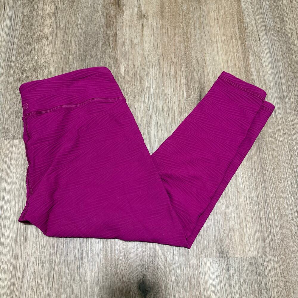 Calia Pink Textured Women’s Cropped Leggings Size Medium